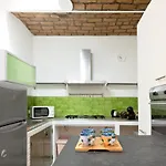 Wonderful Colosseum Loft