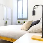 Hostly - Nicole Apartment Volturno- Full Rome Center