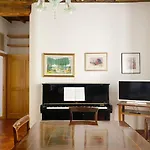 Enchanting Apartment In The Heart Of Rome