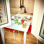I-Lari Apartment