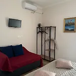 Golden Rooms Cipro