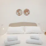 Colosseum Holidays - Three-Bedroom Apartment