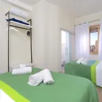 Comfort Rooms Piazza Mariano Armellini