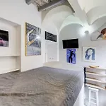 Trevi Art Suite