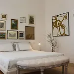 Deluxe Loft Suite - Via Veneto