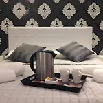 Romance Cosimato Trastevere B&B