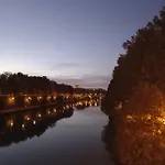 Central Apartment In Trastevere