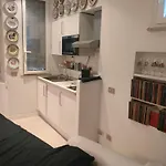 Euclide Apartment
