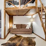 New Roman Apartment - Rome Dream Home