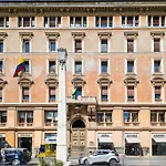 The Best Rent - Prestigious Multi-Bedroom Apartment Overlooking St. Peter\'S