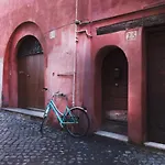 Trasteverehome - Santa Cecilia In Trastevere With Balcony