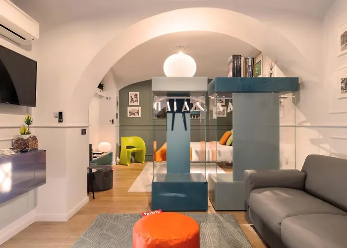 Lata Rana Colosseum Luxury Loft