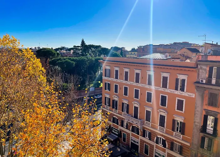 Maria Teresa Apartment - Sophisticated Living And City Links - Quartiere Trieste