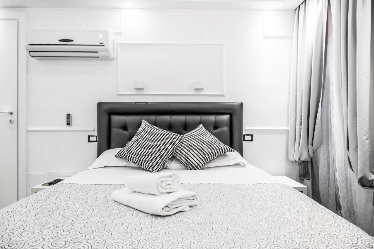 Parlamento 3* Rome