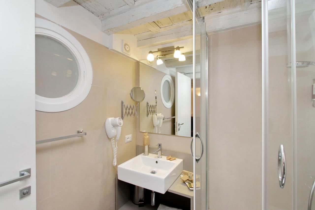 B&g Navona Apartamento