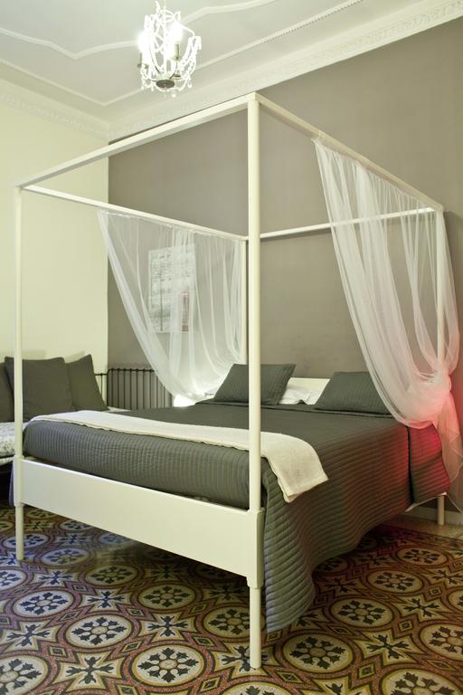 Happy Guest house 2*
