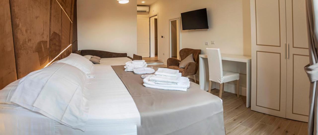 Flat 285 La Suite Guest house