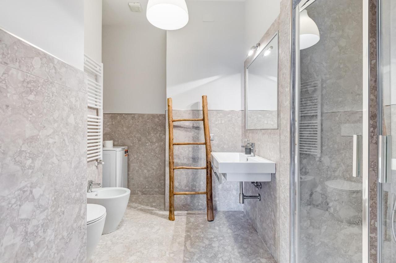 Apartment Trevi Fountain - New! - Your Italian Holidays *