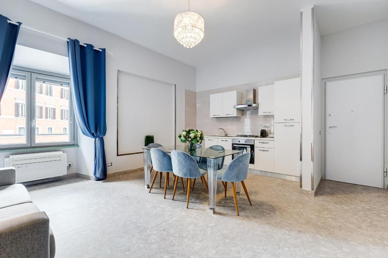 Apartment Trevi Fountain - New! - Your Italian Holidays Rome