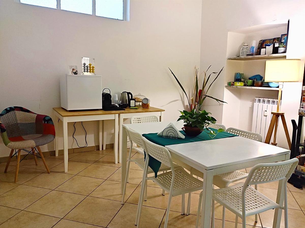 Acomodação com café da manhã  67 *