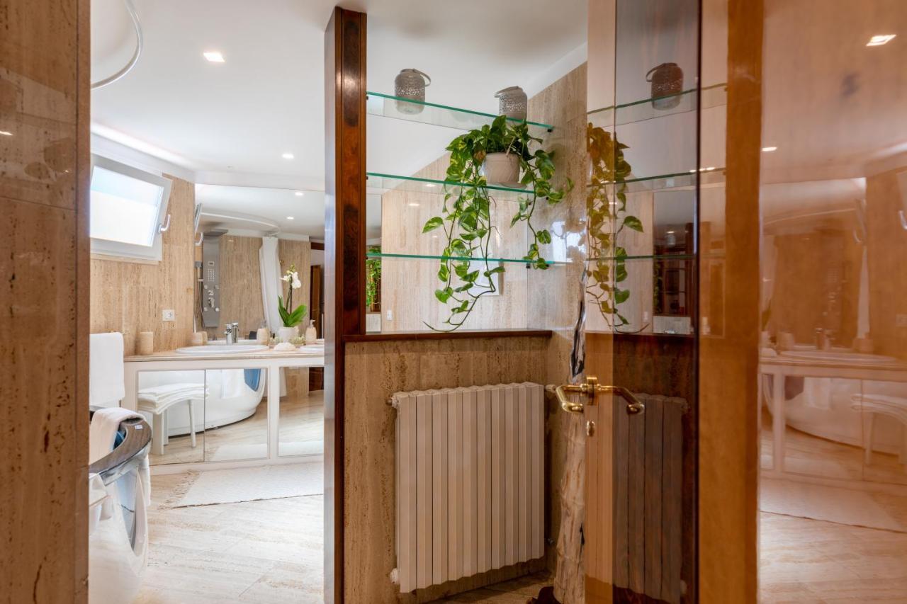 Atticus Forum Romanum Luxury Penthouse Rome