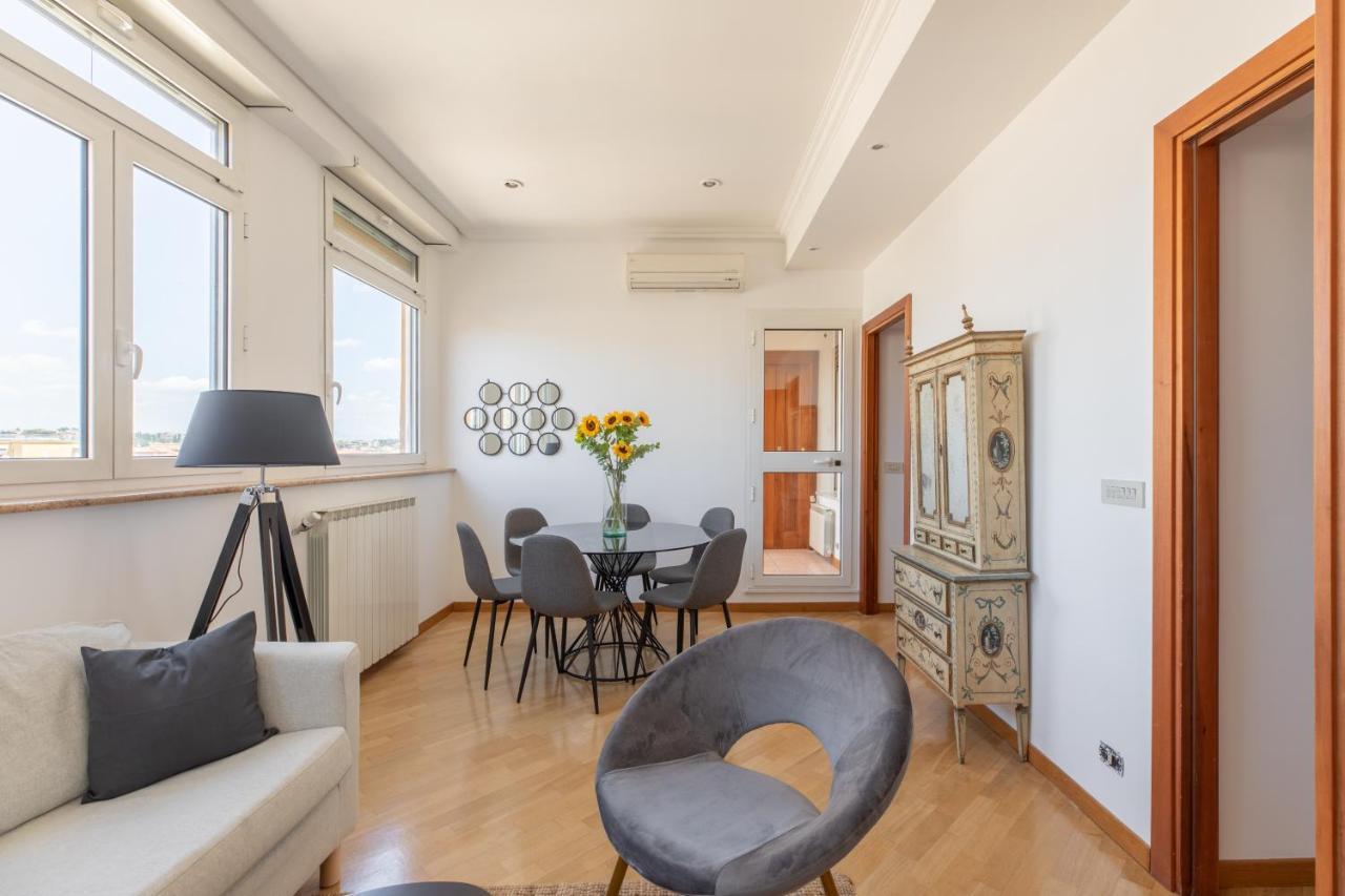 Appartement Iflat Spacious Penthouse Near The Vatican City *