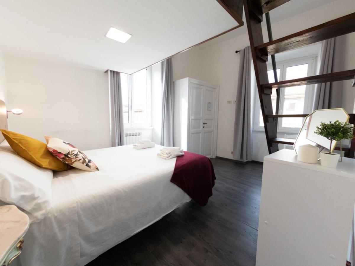 Apartment The Best Rent - Three-bedroom Close To Colosseo *