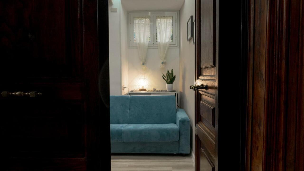 Flavia's House