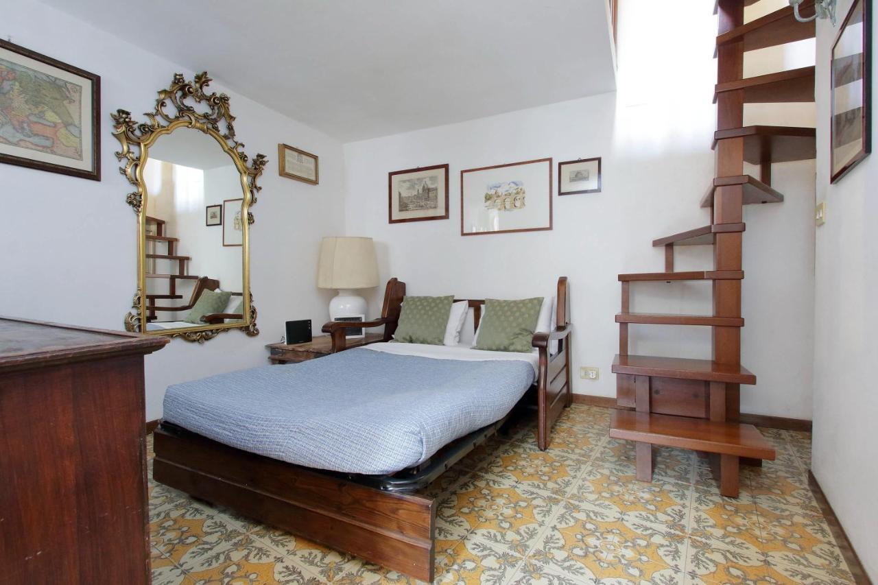 Apartment Banchi Nuovi *