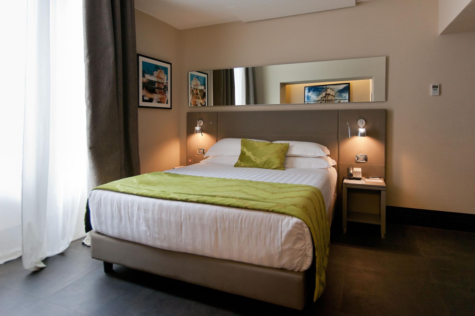 Hotel Quirinale Luxury Rome