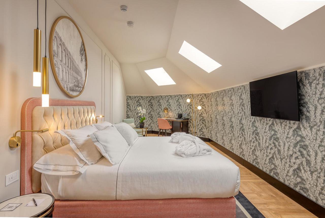 H10 Palazzo Galla Hotel 4*