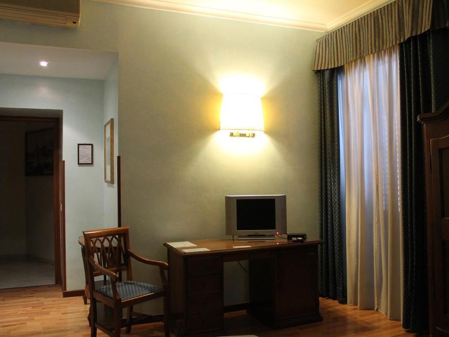 Hotel Fiori Roma