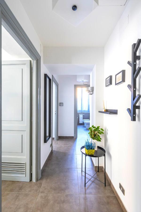 Hostly - Nicole Volturno- Full Center Rome