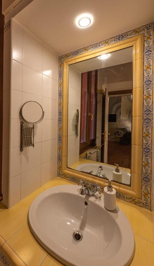 Apartment Anna Trevi 52 Luxury Rome