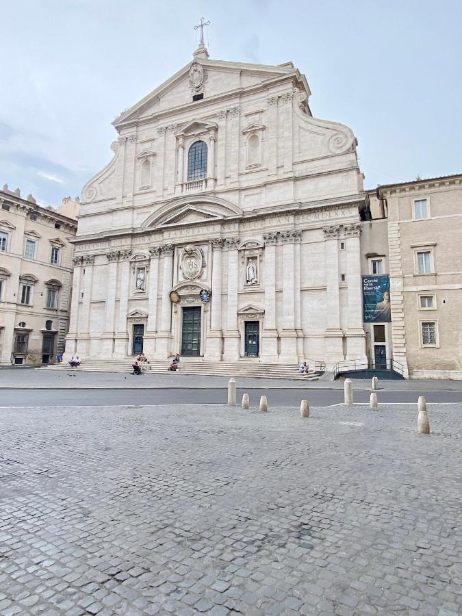Apartment Enchanting In The Heart Of Rome