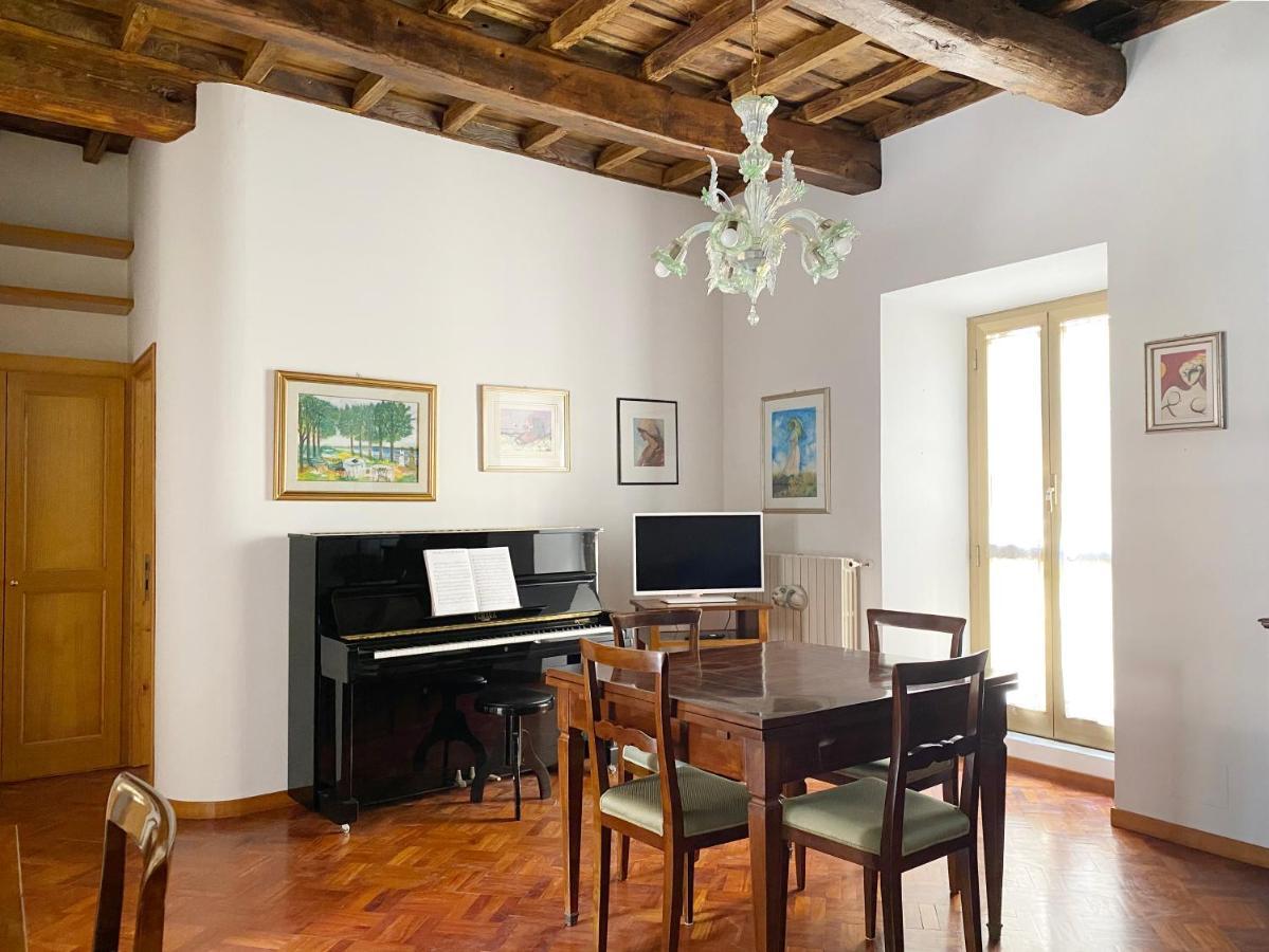 Enchanting In The Heart Of Apartment Rome