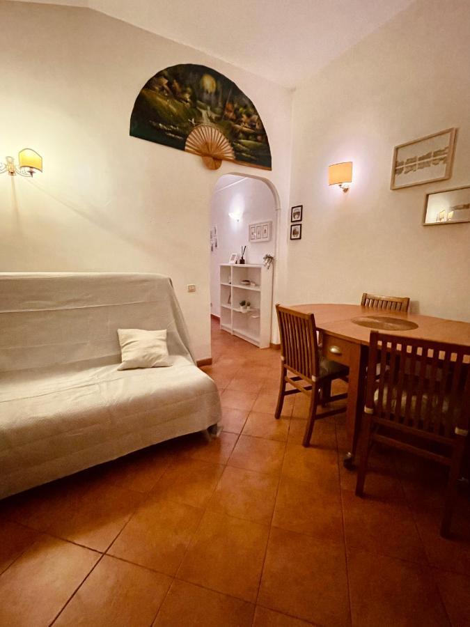 Downtown Apartment_sistina Appartement *