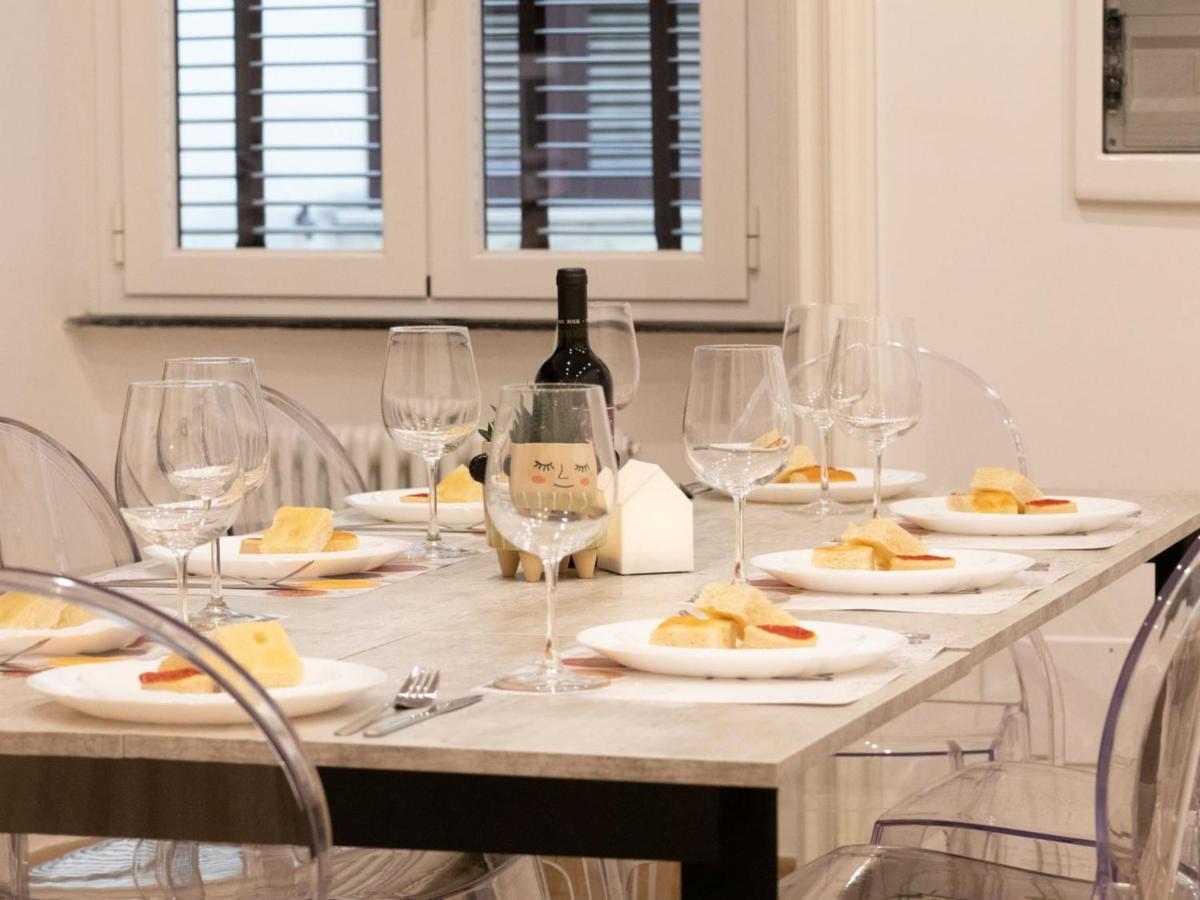 Apartment The Rent - Elegant Five-bedrooms Near Colosseo Rome