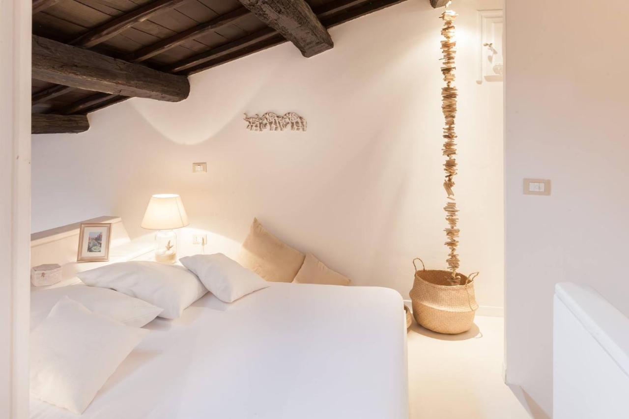 Apartment Navona Penthouse Rome
