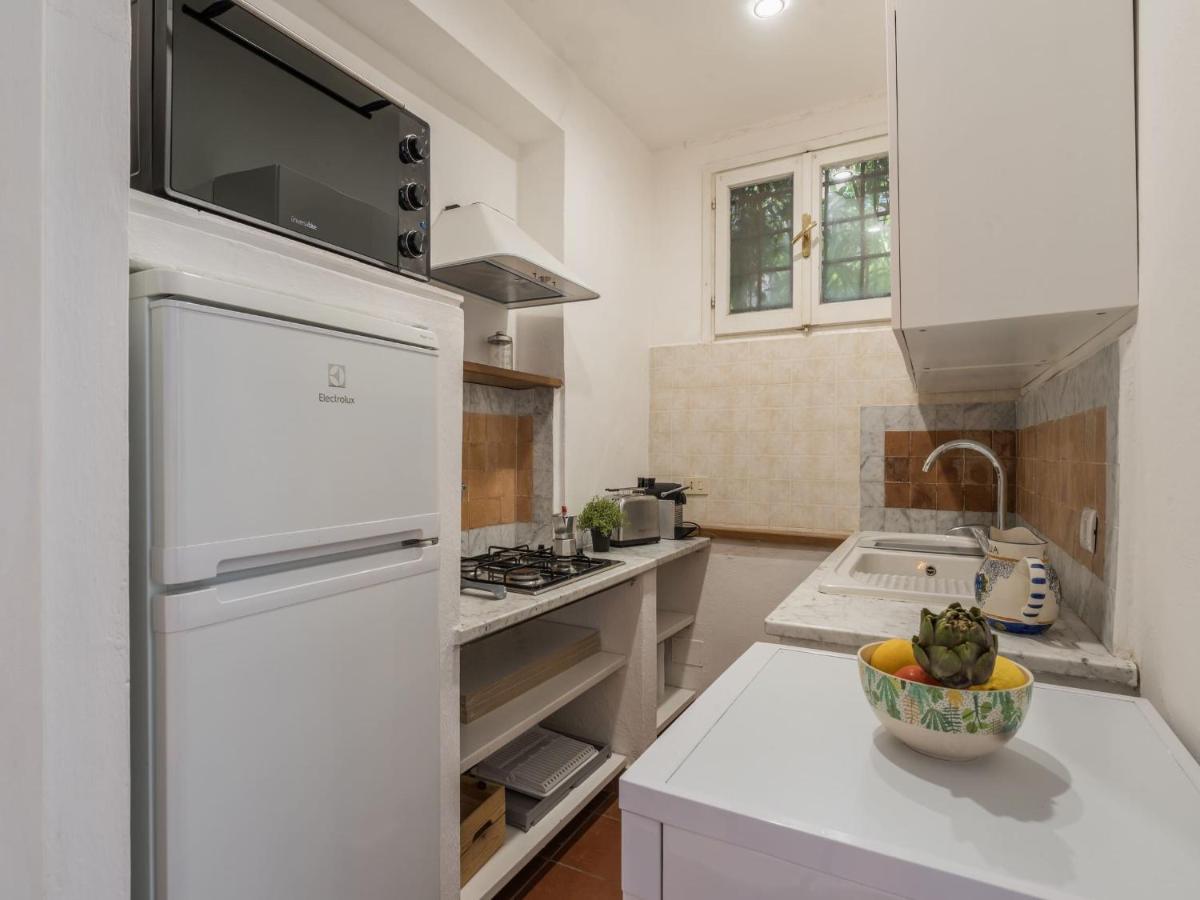 The Rent - Lovely One-bedroom In Trastevere District