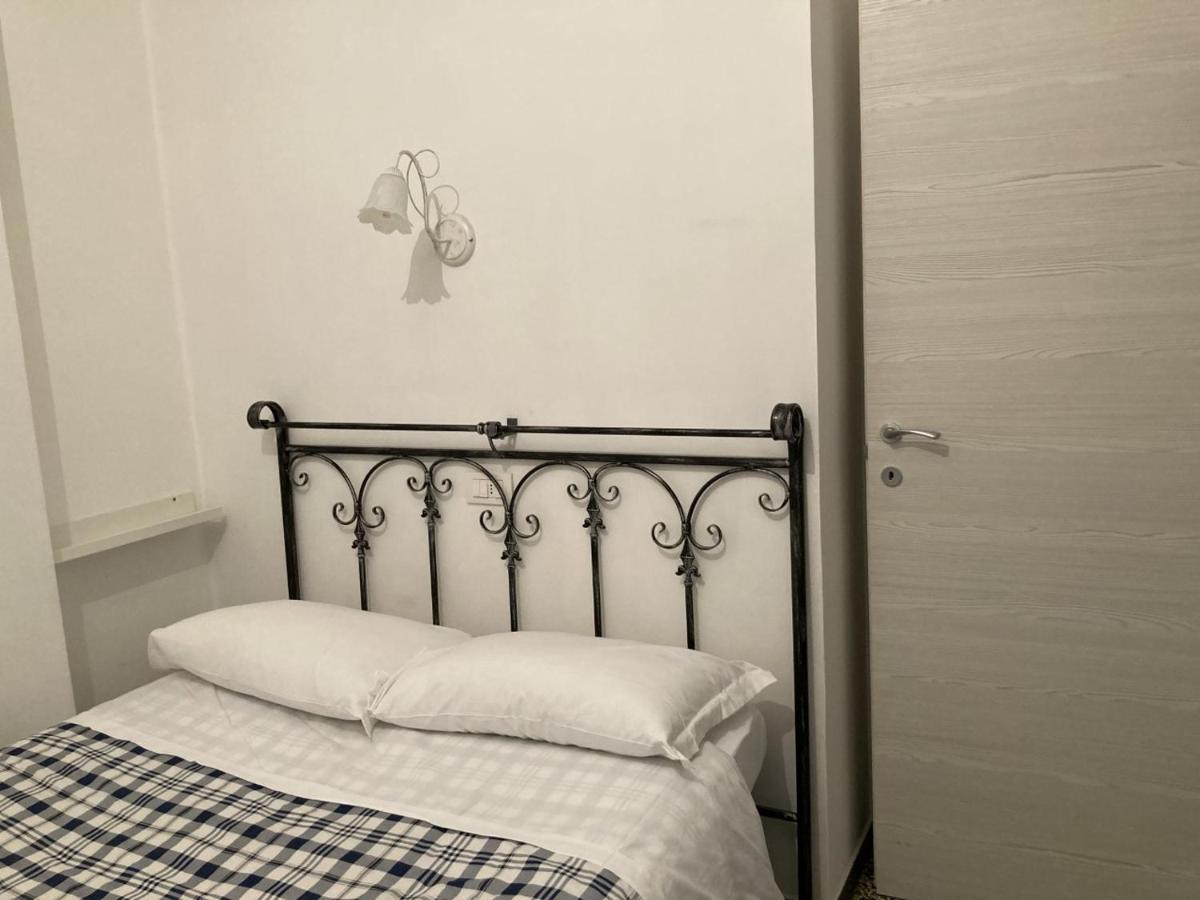 Simon's Place 2 * Rome