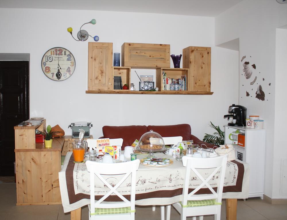 Alle Porte Di San Giovanni Bed & Breakfast