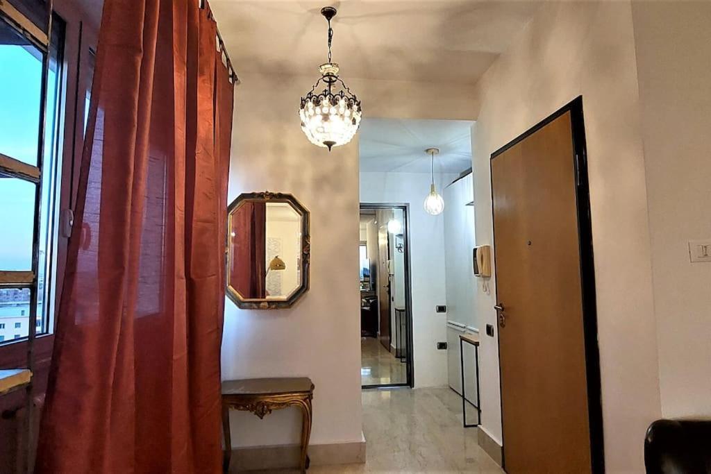 Penthouse Near Rome, Free Parking. Appartement