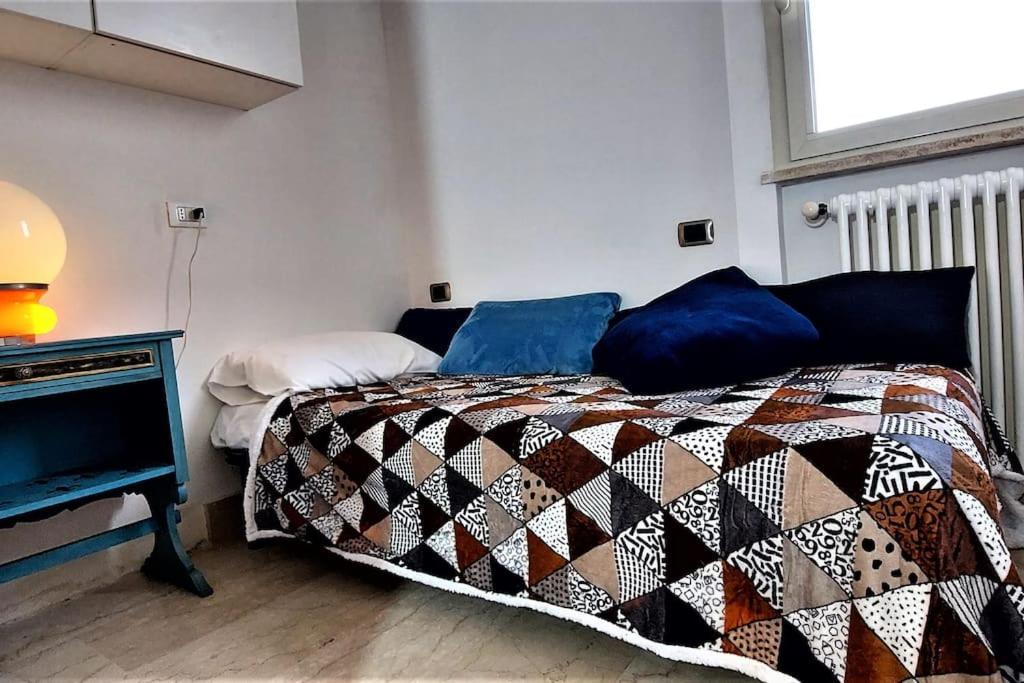 Penthouse Near Rome, Free Parking. Appartement Rome