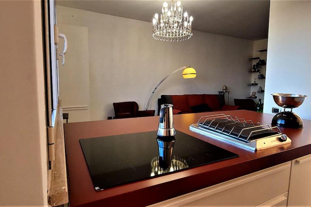 Penthouse Near Rome, Free Parking. Appartement *
