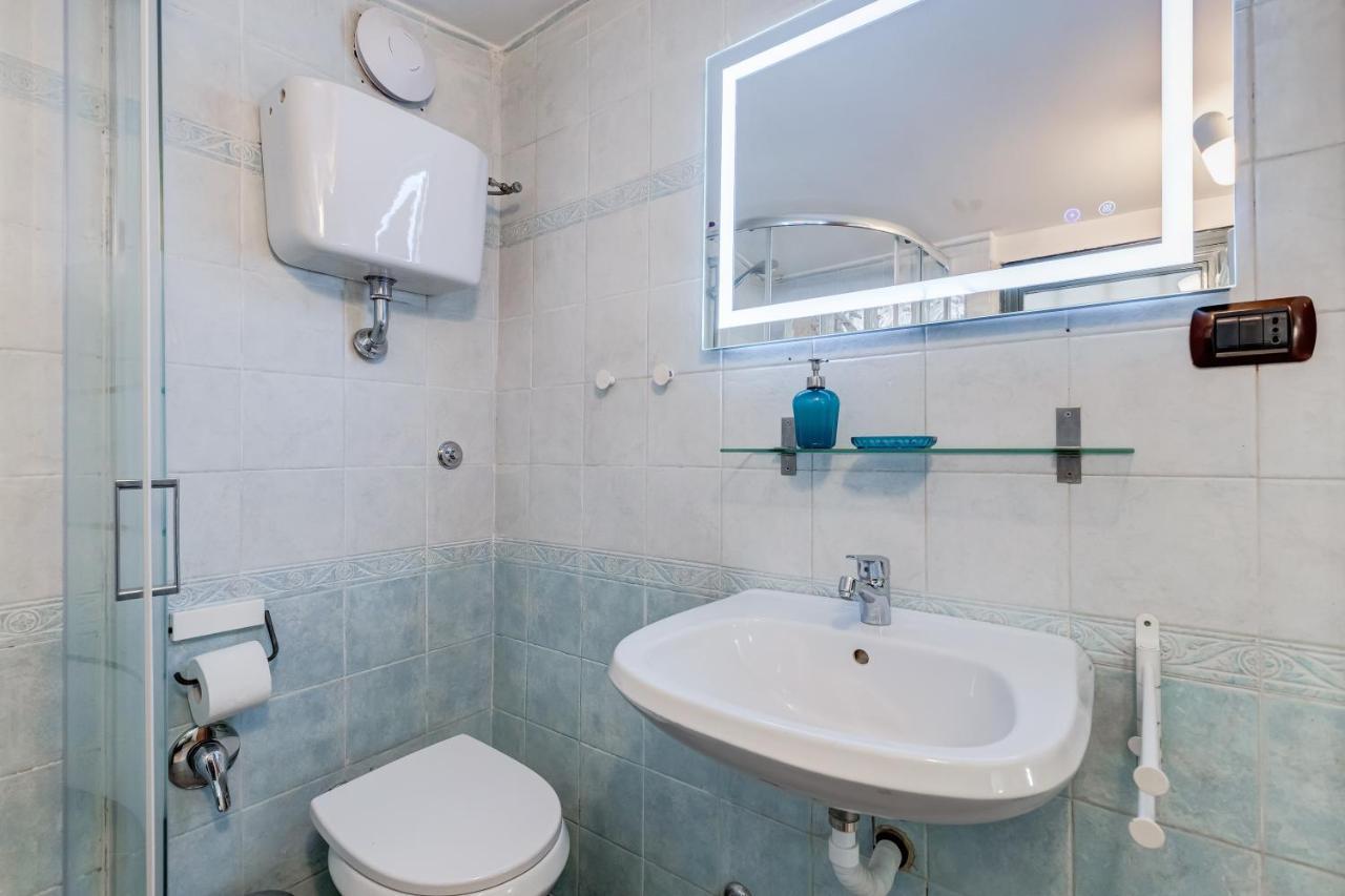 Coliseum Appartement *