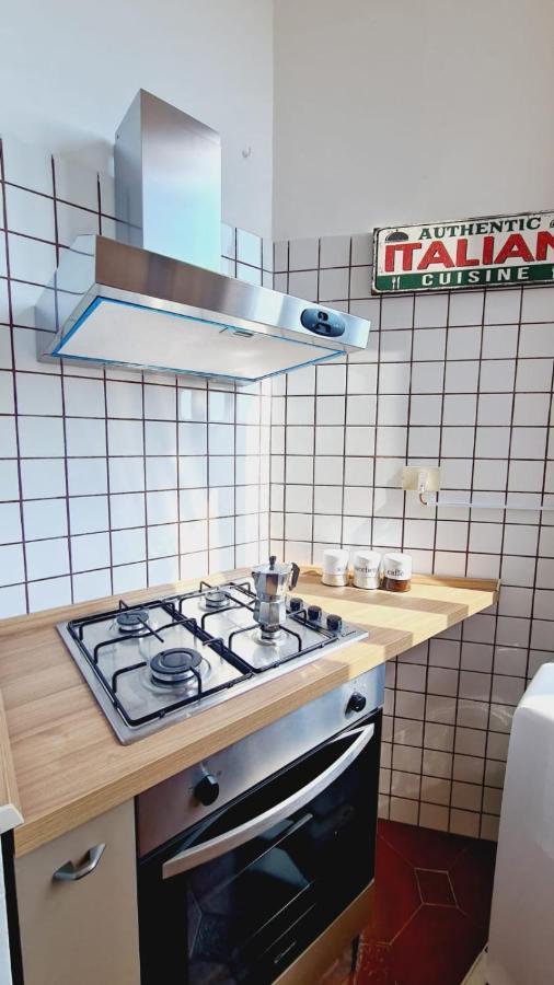 Trastevere Rome's Heart Charming & Cozy 3 Apartment