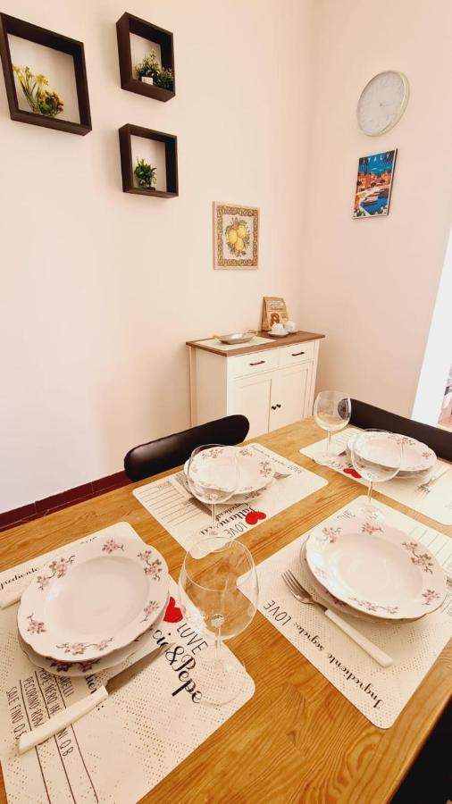 Trastevere Rome's Heart Charming & Cozy 3 Apartment