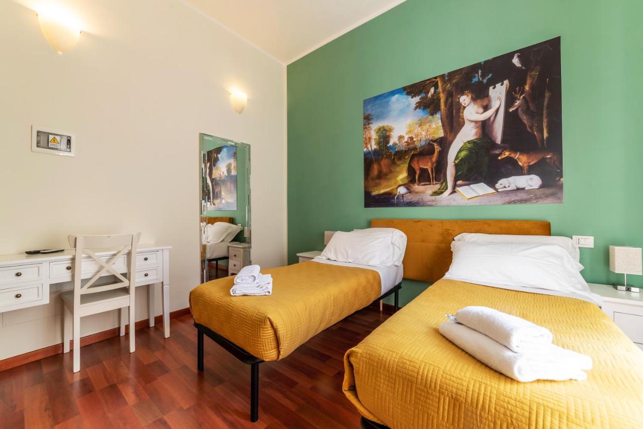 4-rooms Flat At Vatican Apartment *
