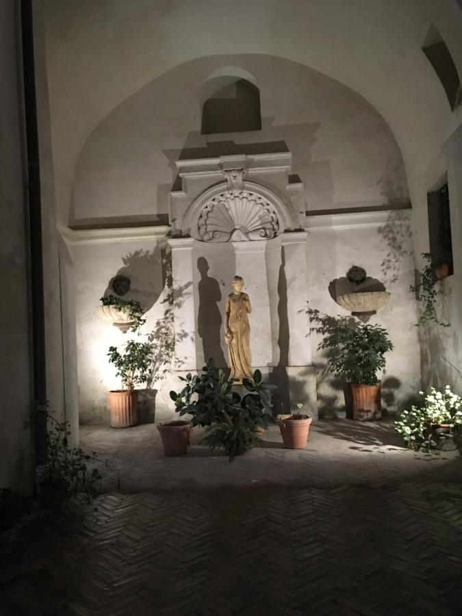 Domus Next Campo De'fiori With Thermal Shower Roma